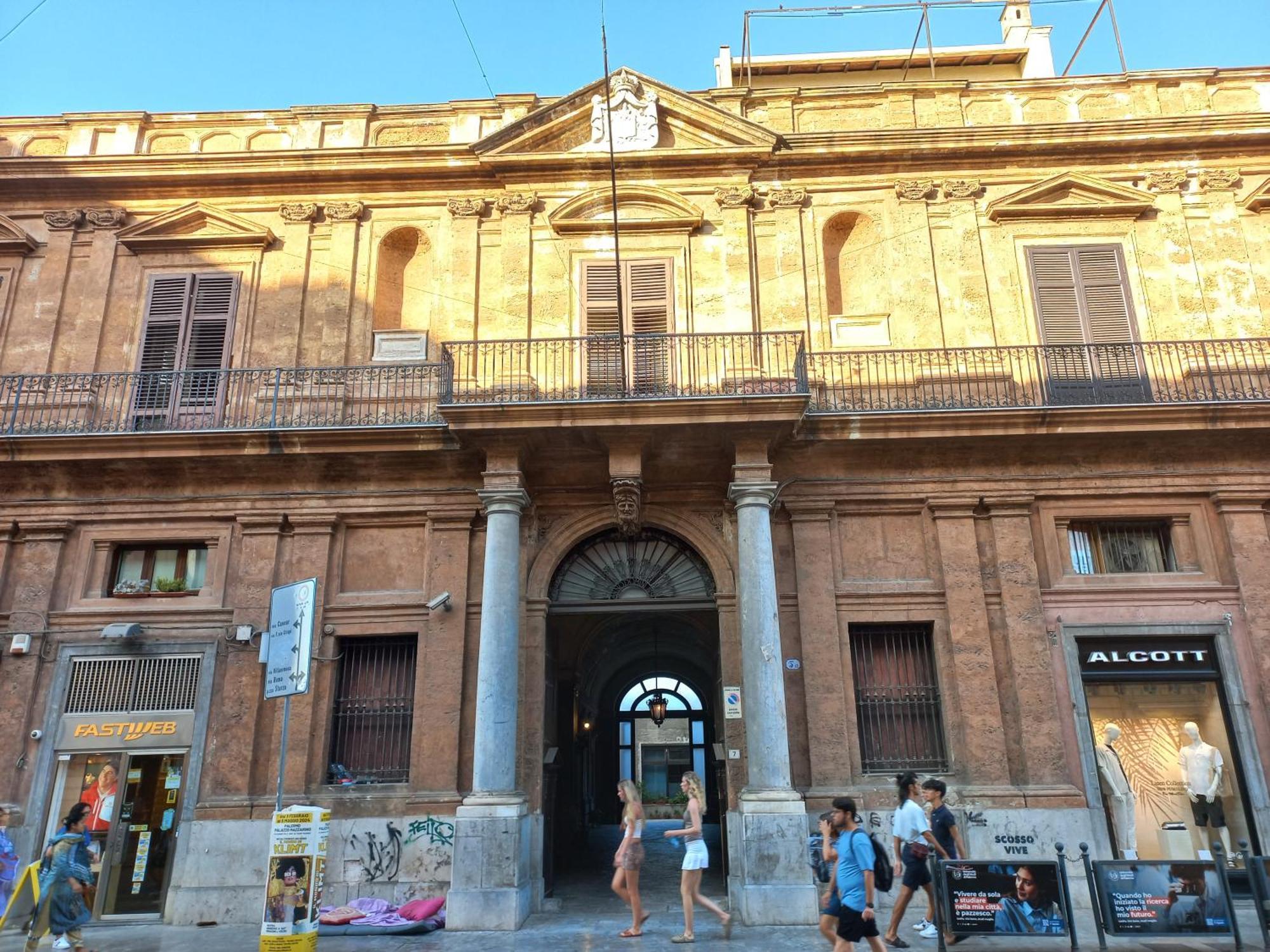 Апартаменты Al Palazzo Del Principe Al Massimo Палермо Экстерьер фото